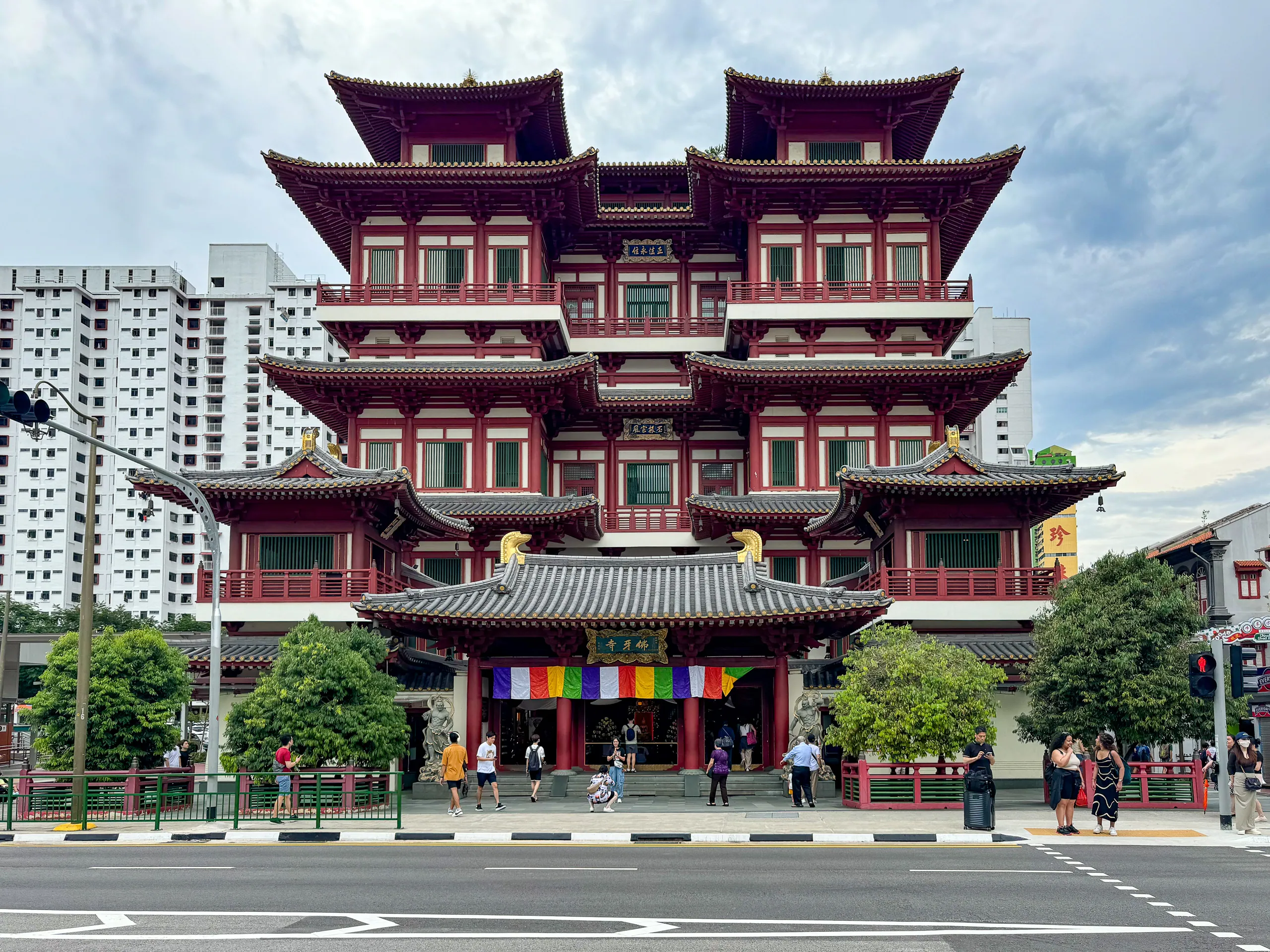 Buddha Tooth Relic Temple, Chinatown