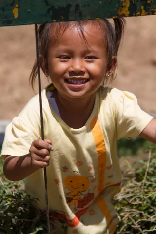 Big Smile, Mendut Temple, Mungkit