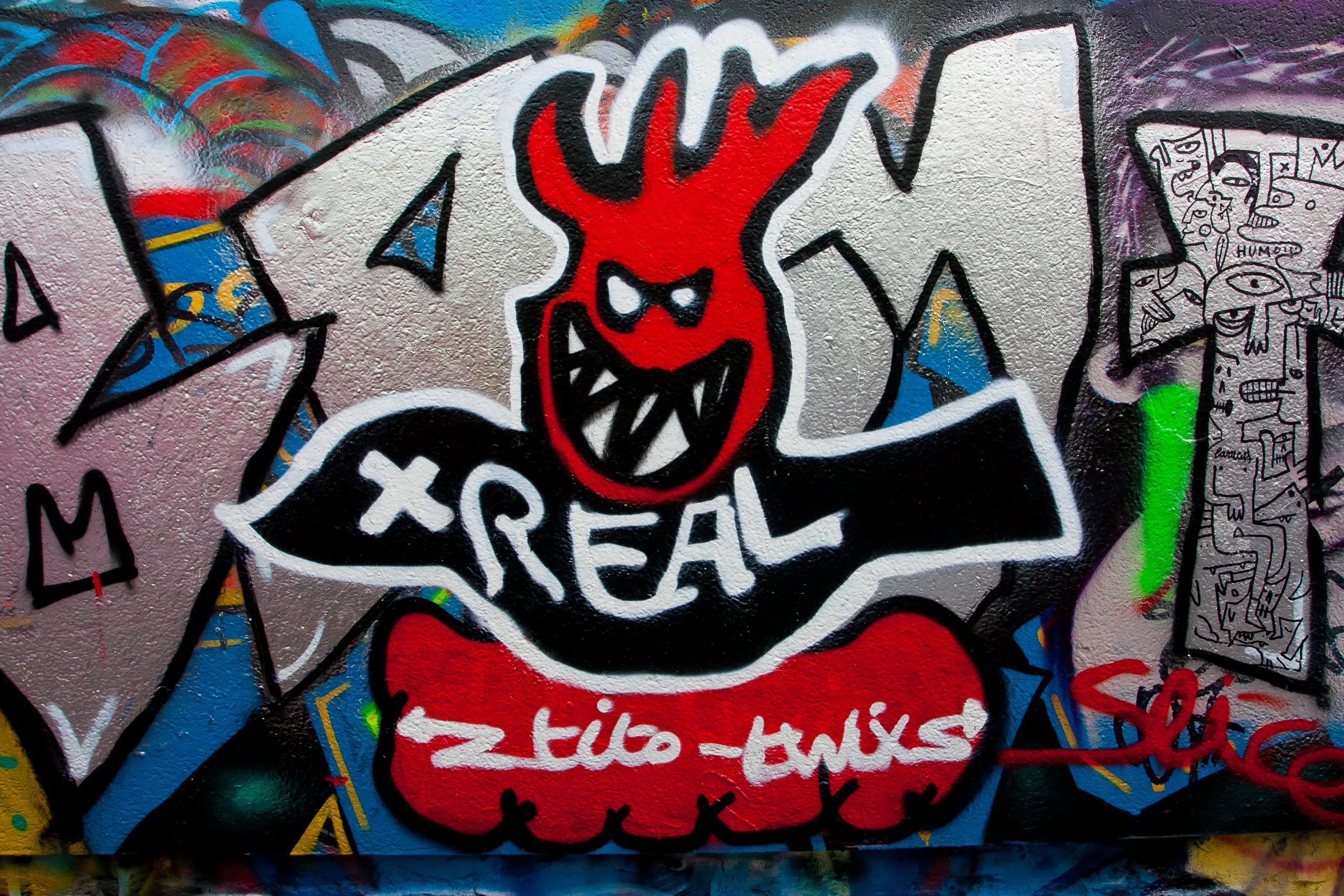 Ghent Street Art: xReal