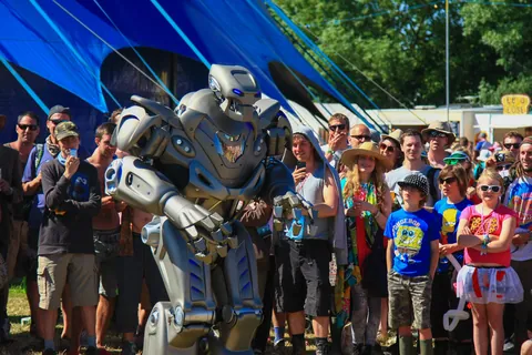 The Robot, Circus Field