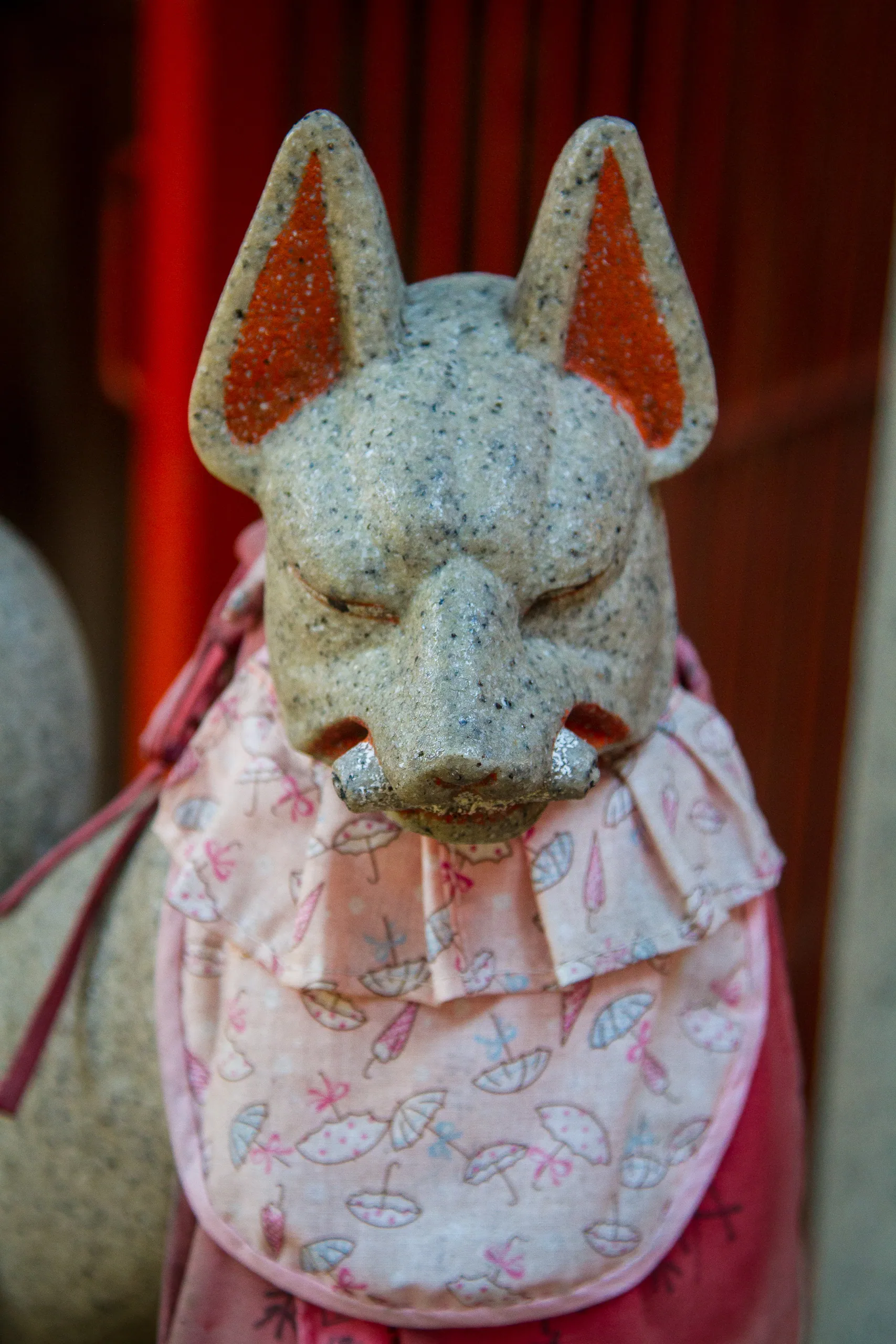 Inari ("fox") kami statue, Ueno Park