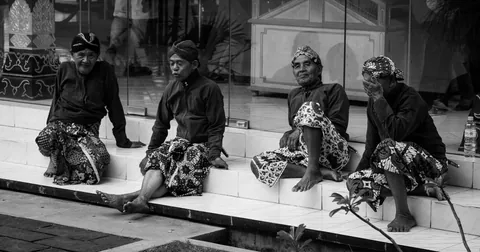 Hanging Out, Sultan Palace, Yogyakarta