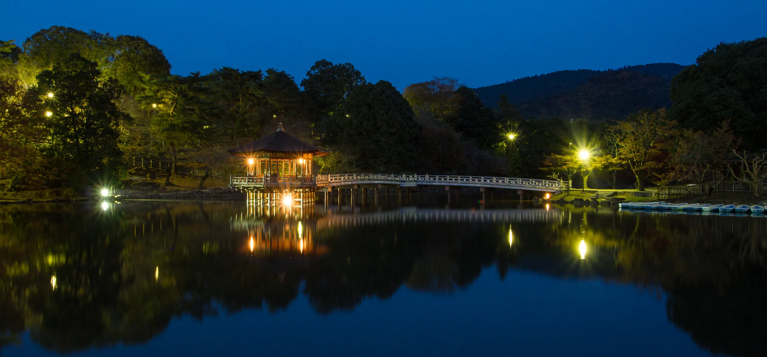 Ukimido Gazebo, Sagiike Pond, Nara Park
