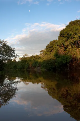 Moon over the Rio Yacuma