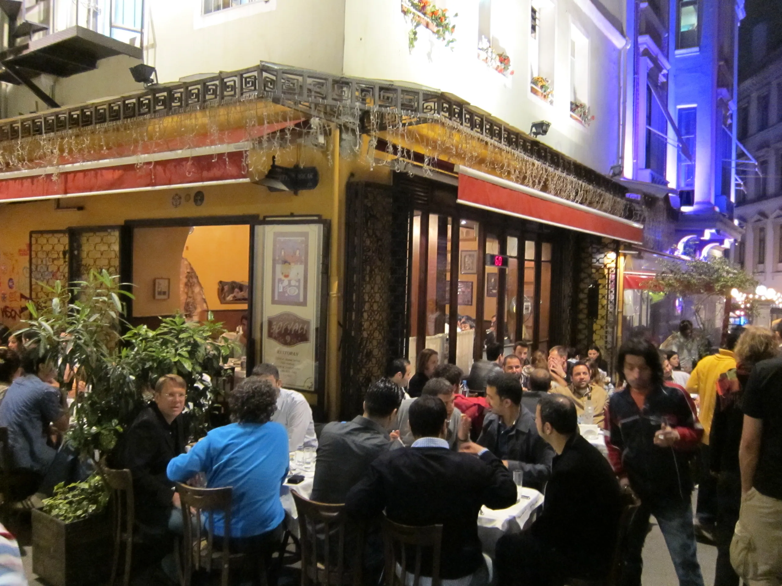 Sofyali 9 Mehane, Sofyali Cad, Beyoglu