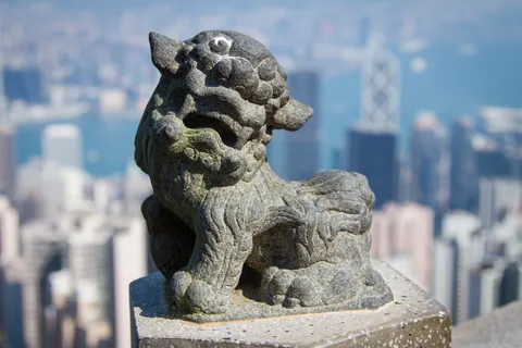 Stone Lion, Victoria Peak