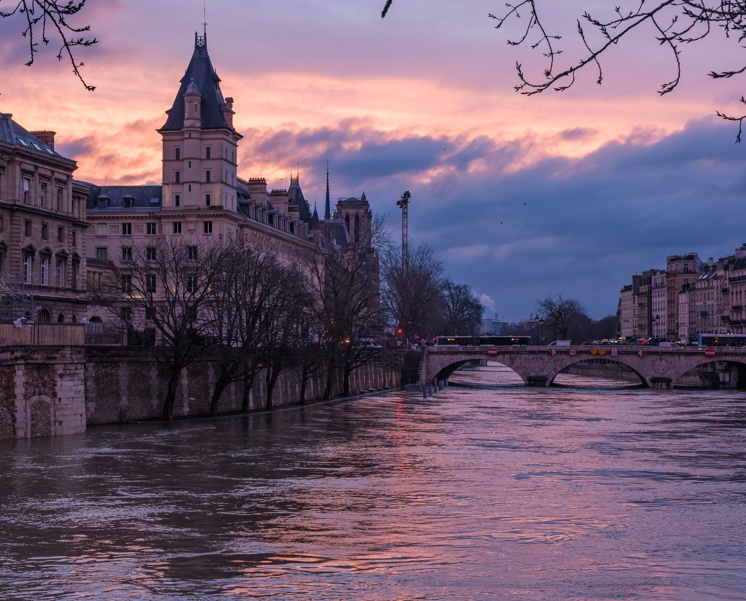 Ile de la Cite at Dawn