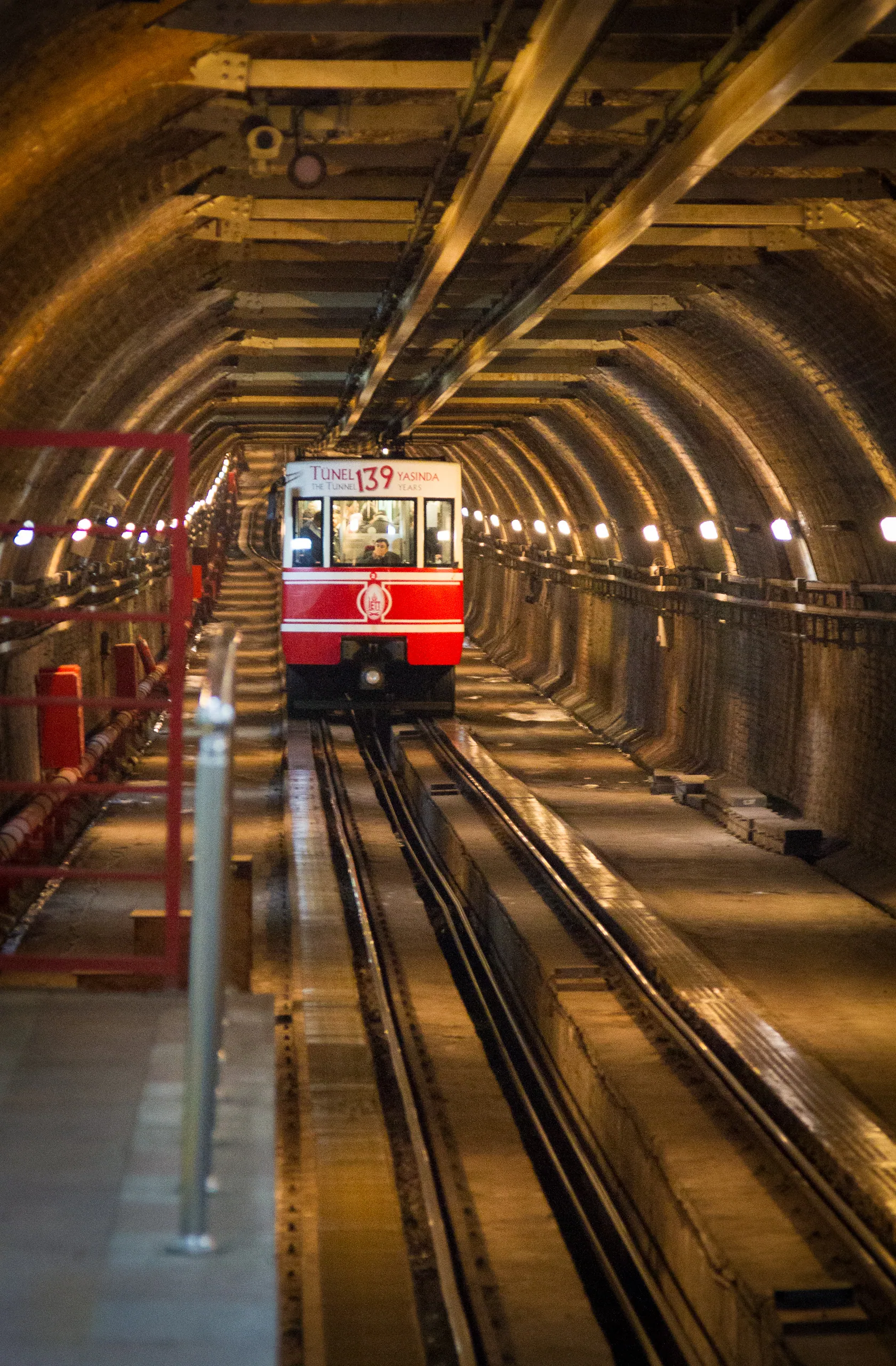 Tünel (Funicular)