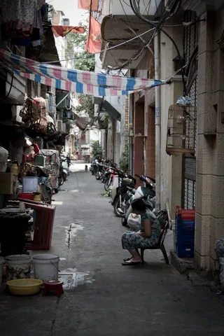 Back alley near Ben Thanh market