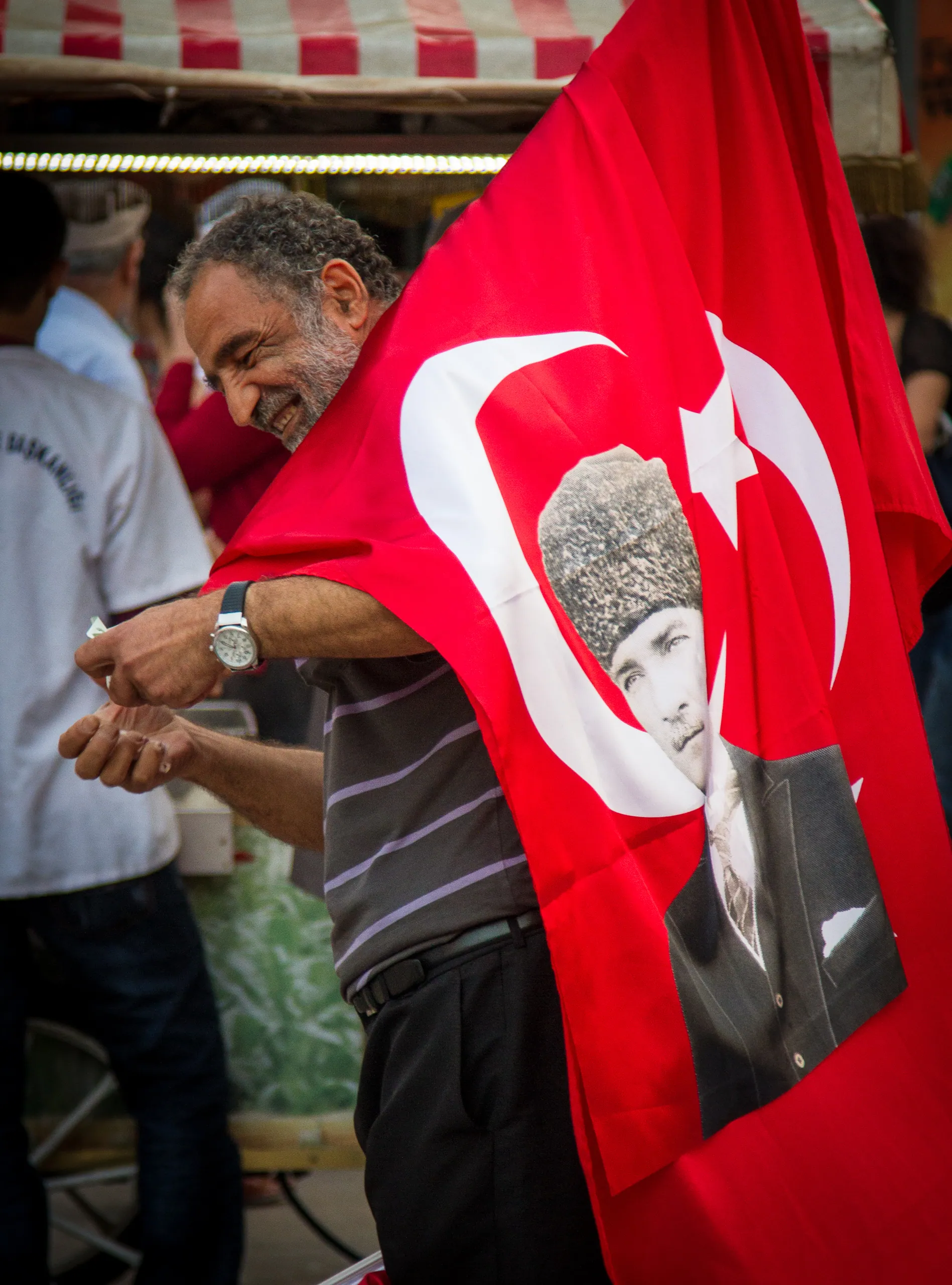 Man selling Ataturk flags, Yeni Camii