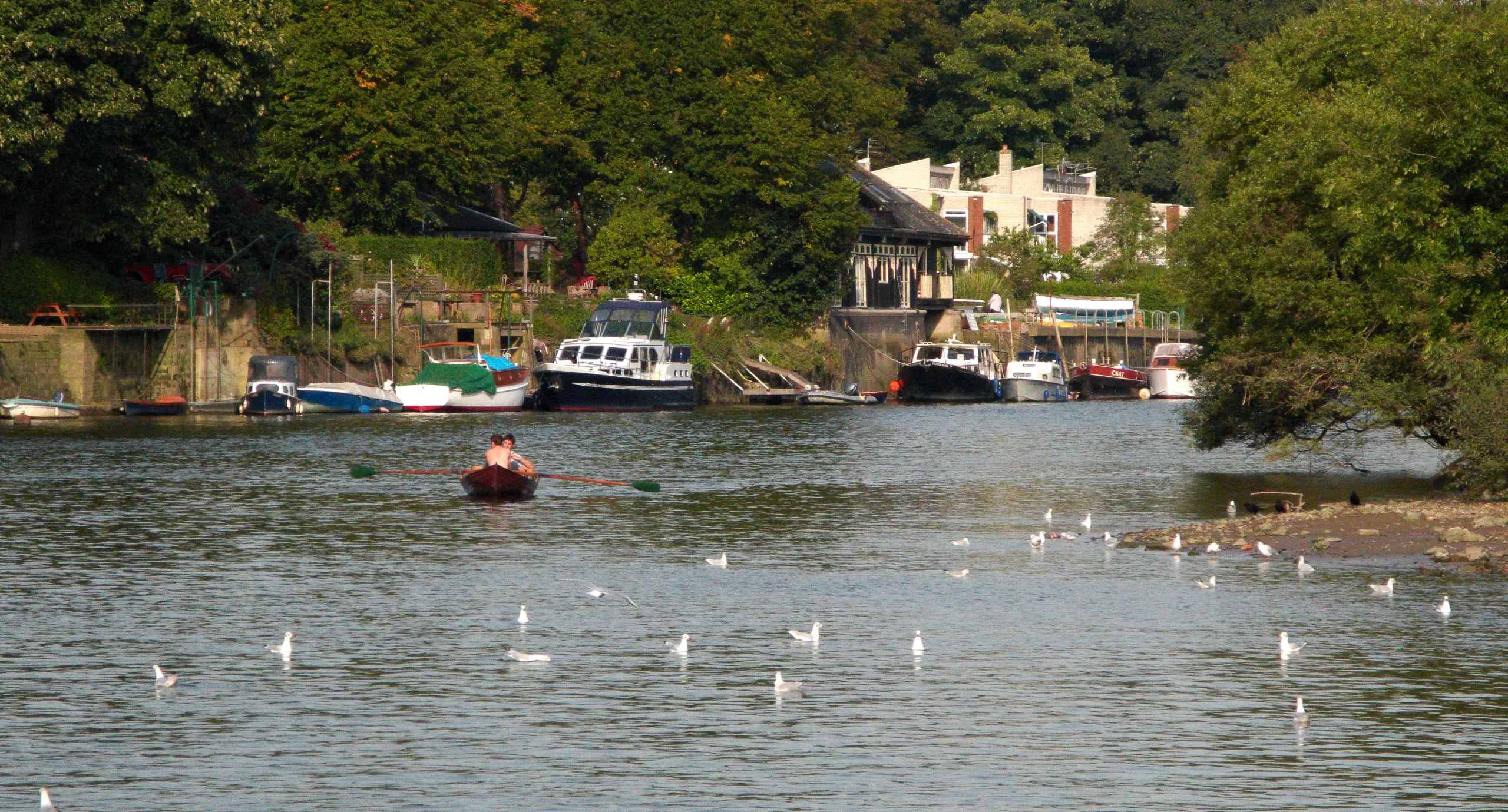 Slow Day on the Thames