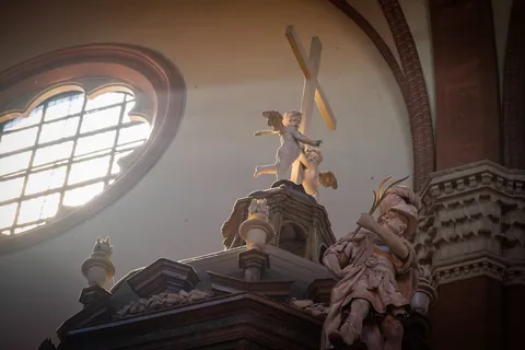 Sunlight in the Basilica di San Petronio, Bologna