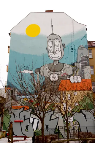 Large Municipal Street Art, Kreuzberg