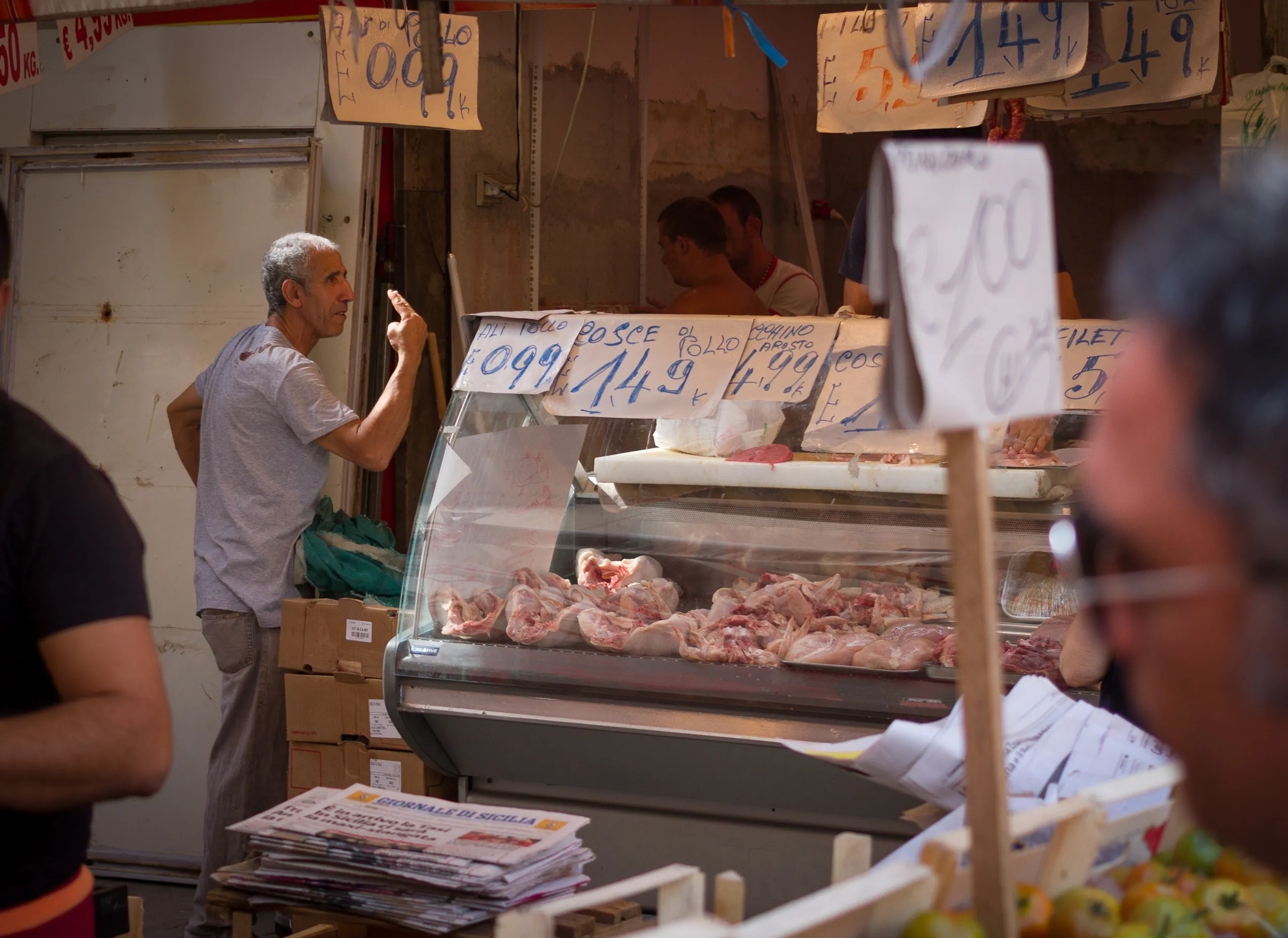Lively debate, Ballaro Market, Palermo