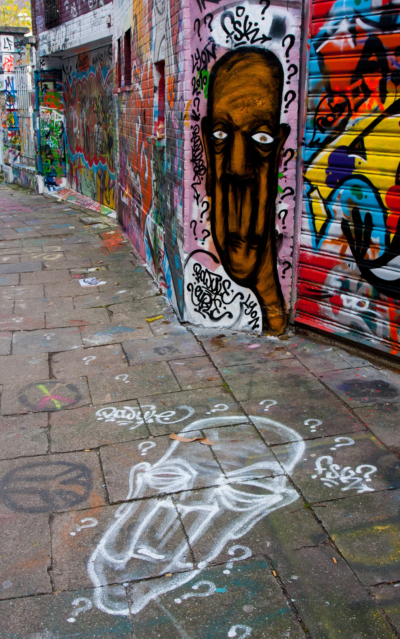 Ghent Street Art: Long Faces