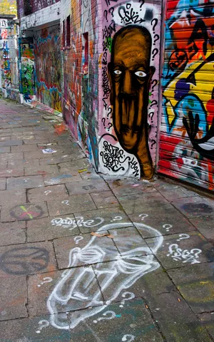 Ghent Street Art: Long Faces