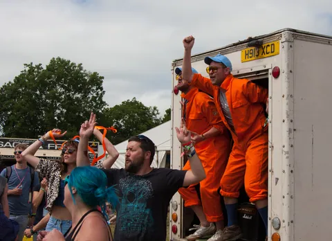 One Minute Disco, Theatre Field