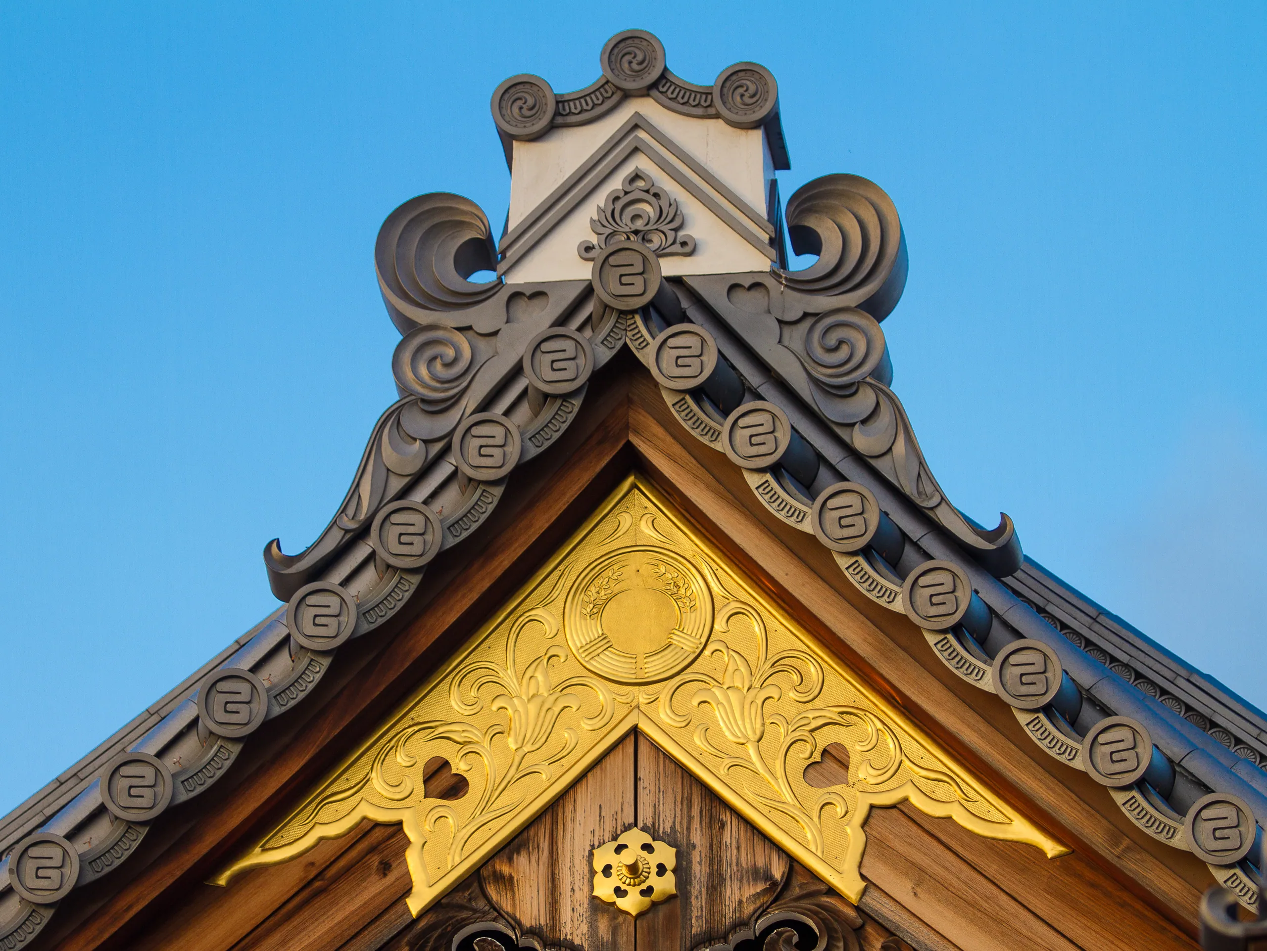 Roof detail, Fushimi Inari Shrine, Kyoto