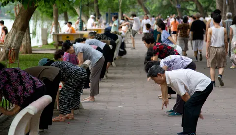 Exercise around Hoan Kiem Lake, Hanoi