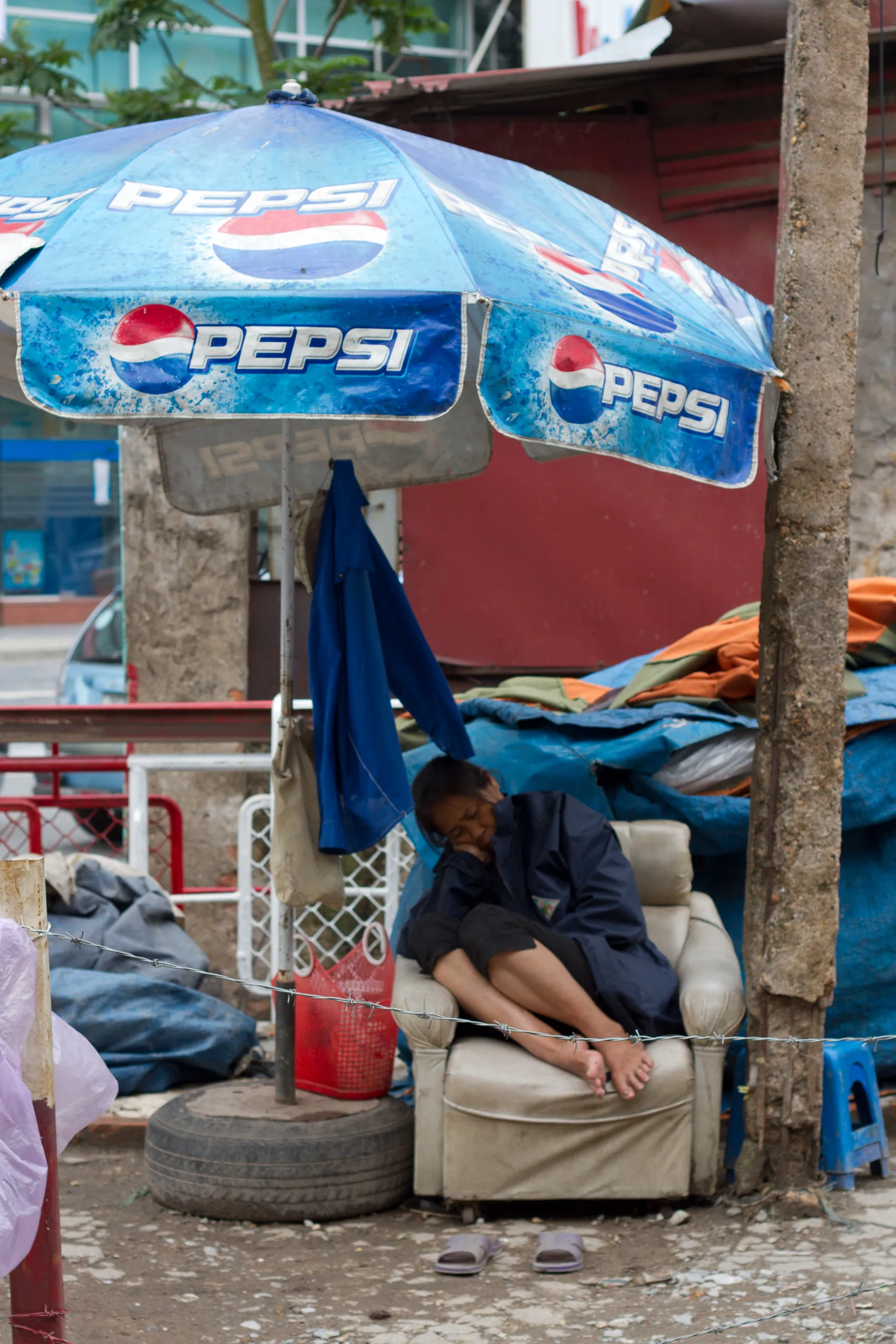 Afternoon kip, Hanoi