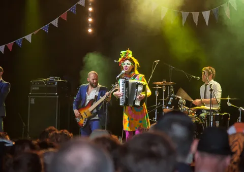Molotov Jukebox, Avalon Stage