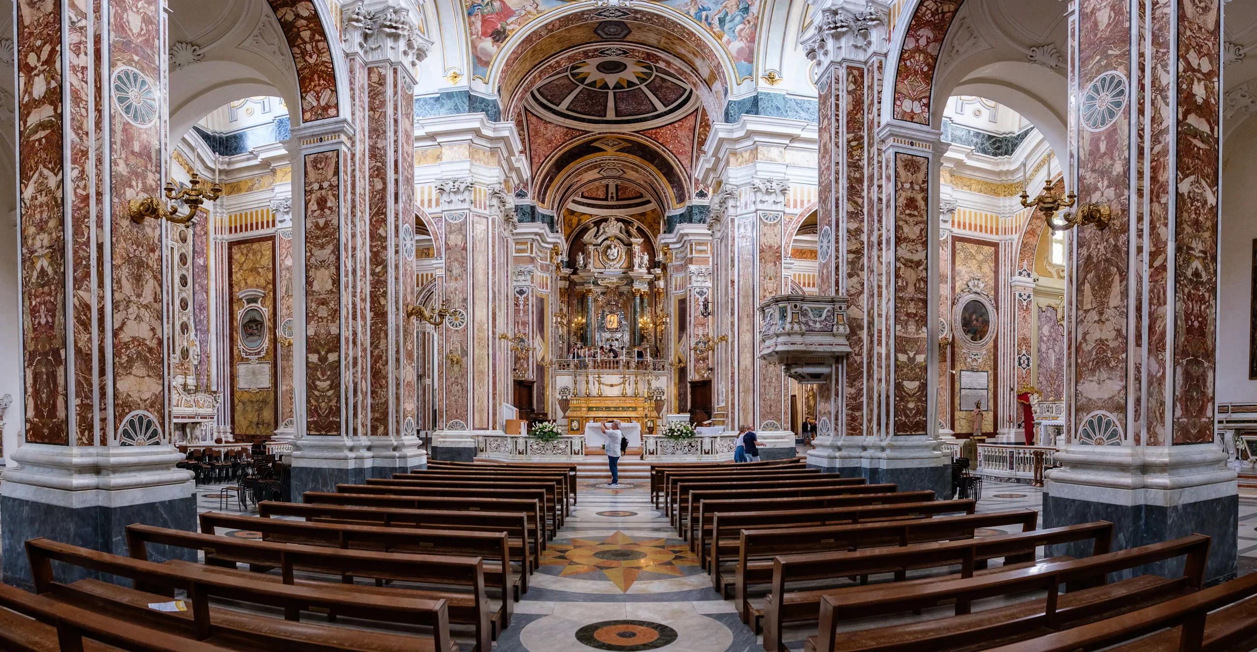 Cattedrale Maria Santissima della Madia, Monopoli