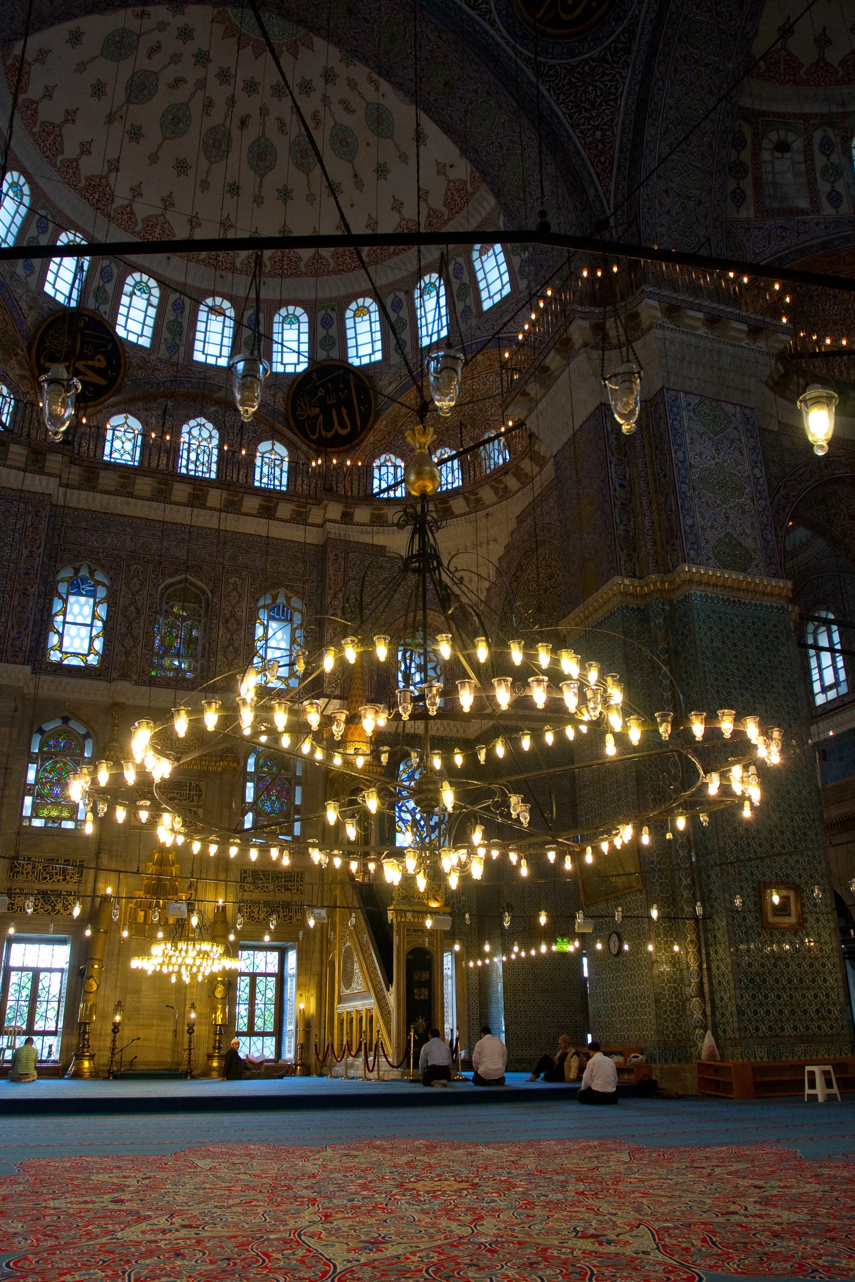 Chandelier of the Yeni Camii (New Mosque)