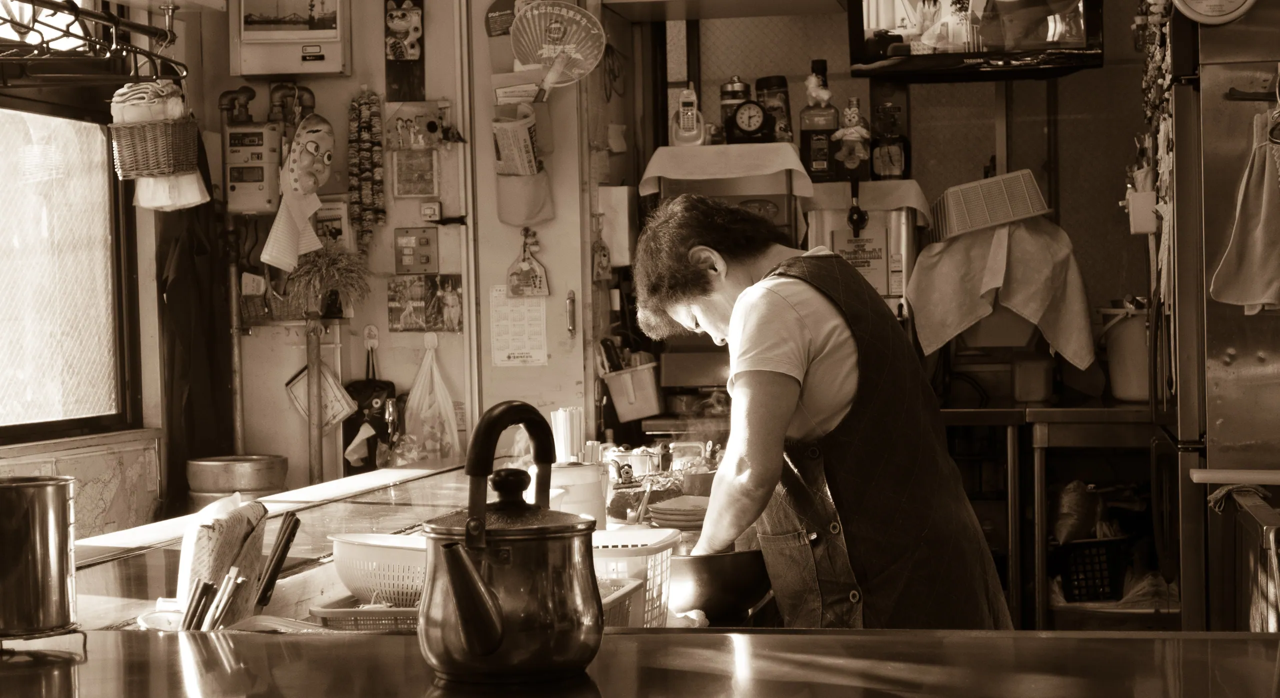 Okonomiyaki Merchant, Okonomi-mura, Hiroshima