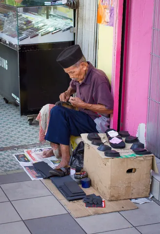 Shoe Repair, While You Wait