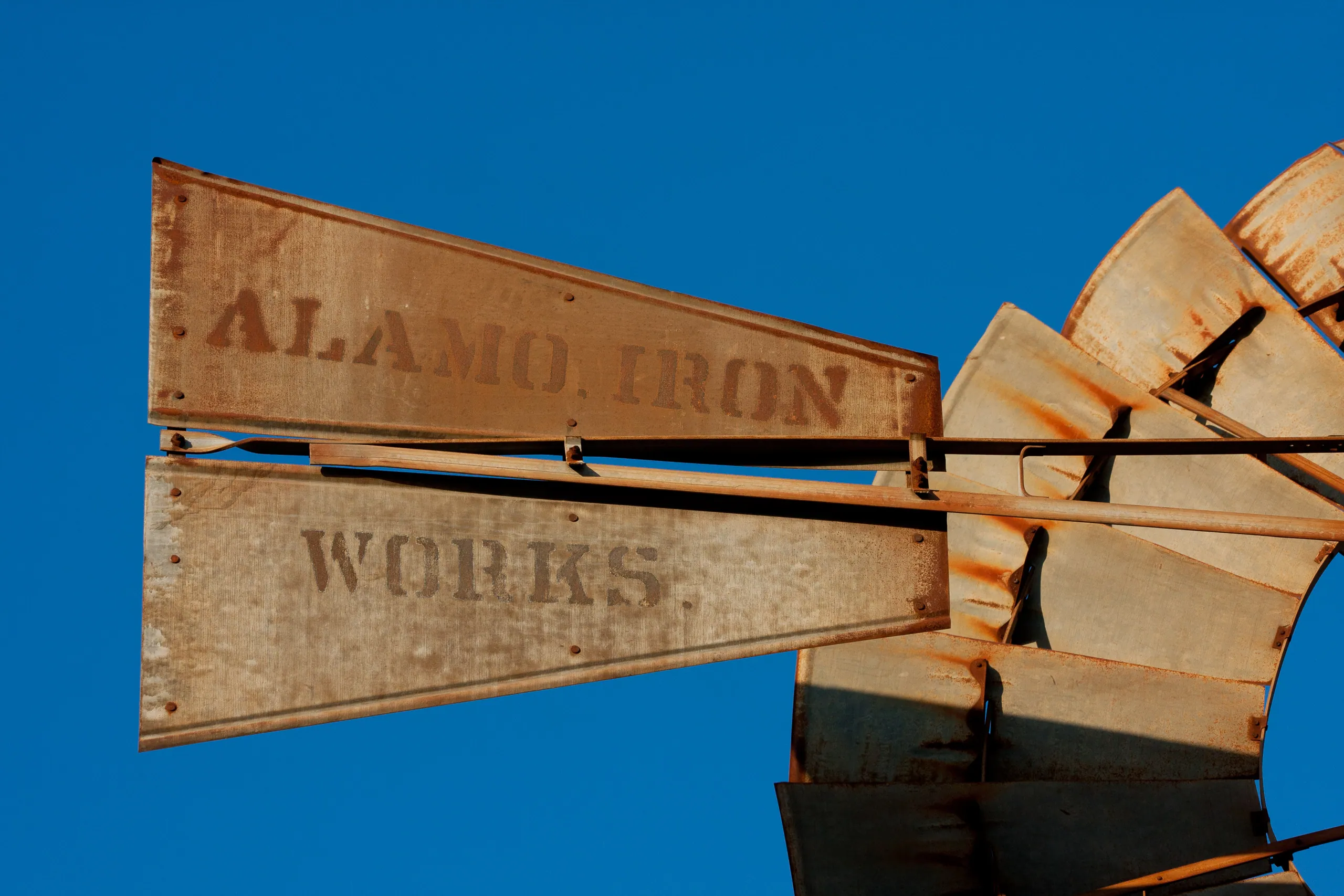 Alamo Iron Works Windmill, Canyon Wren Ranch