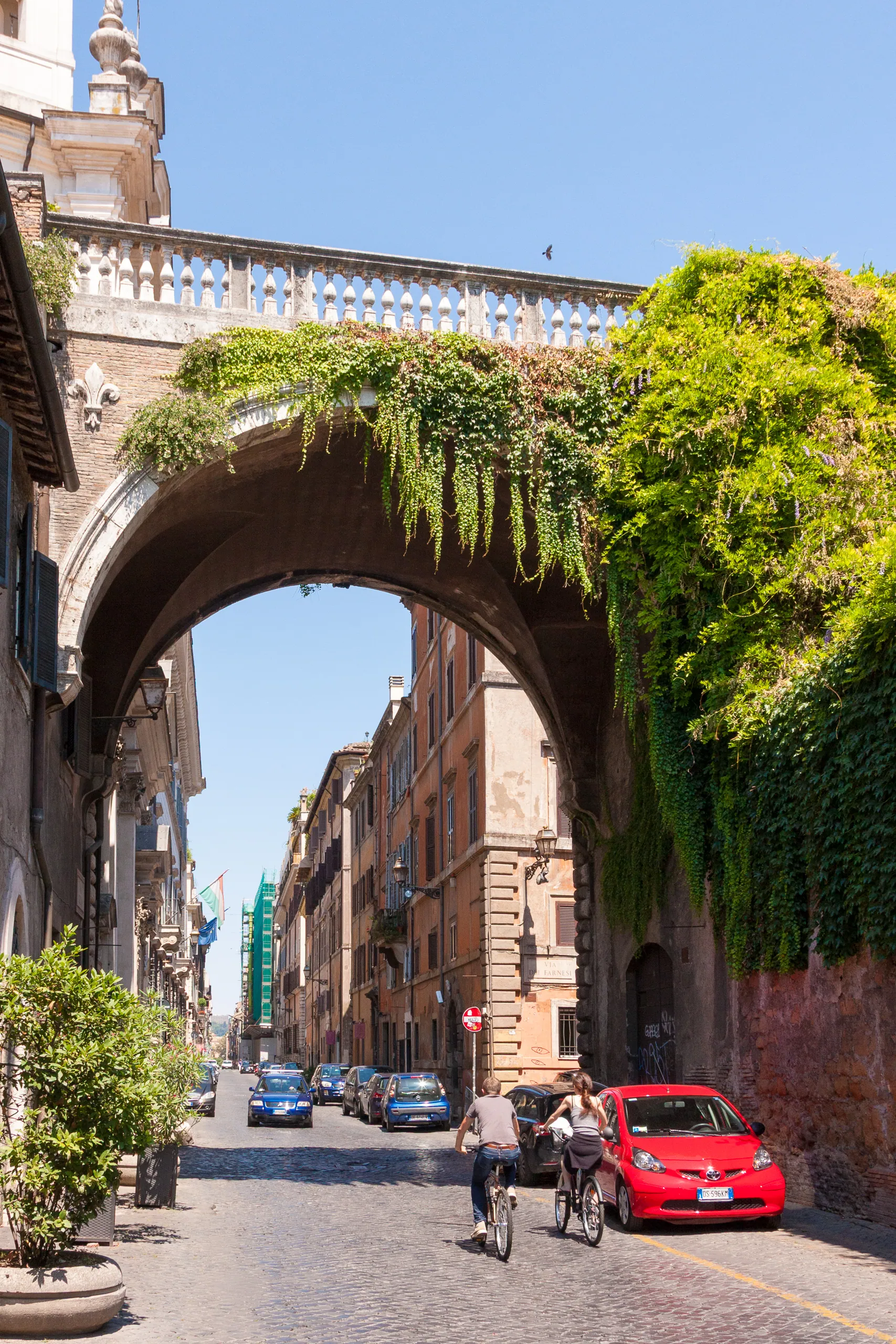 Verdant archway, Rome