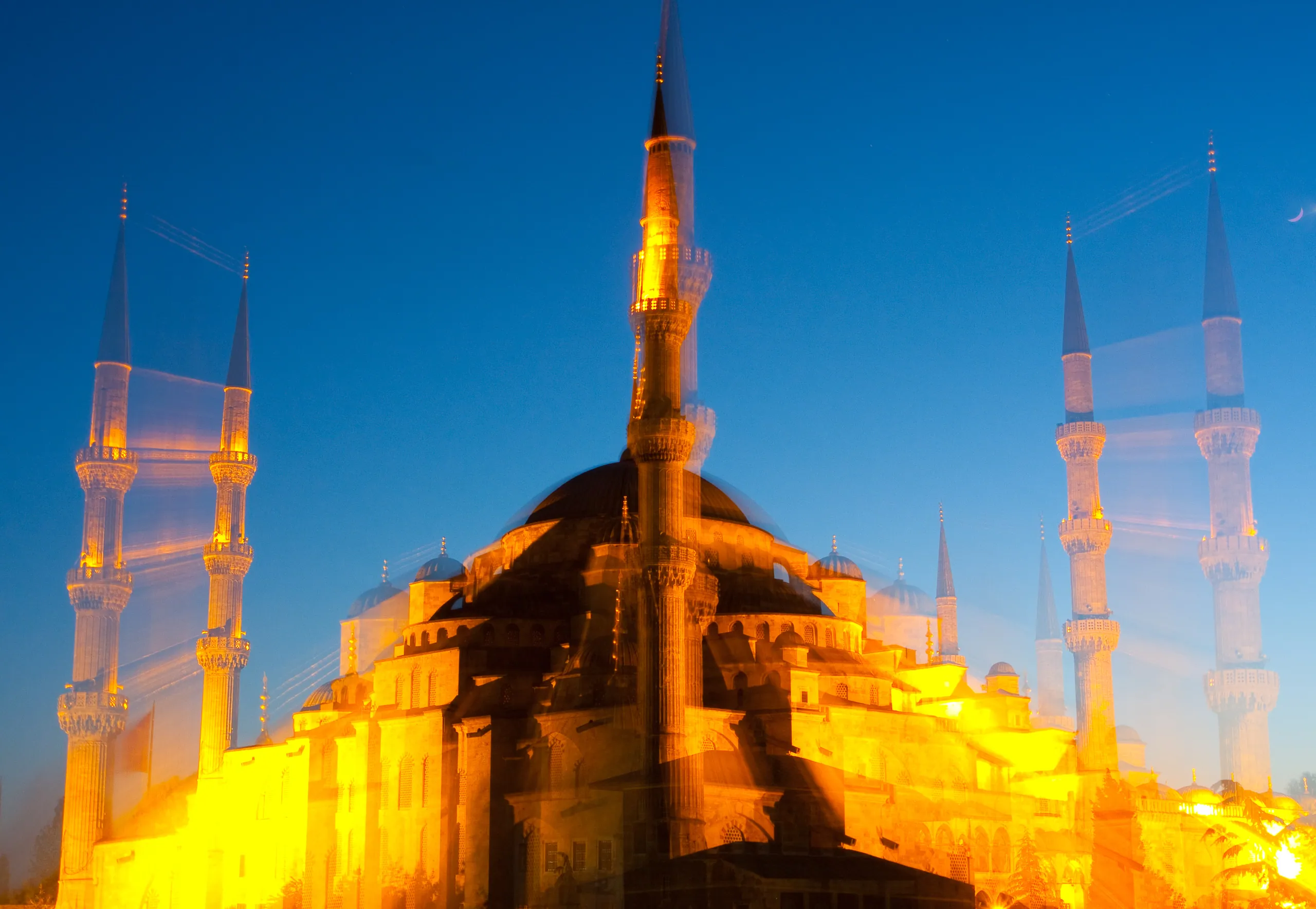 Blue Mosque (Long Exposure Zoom)