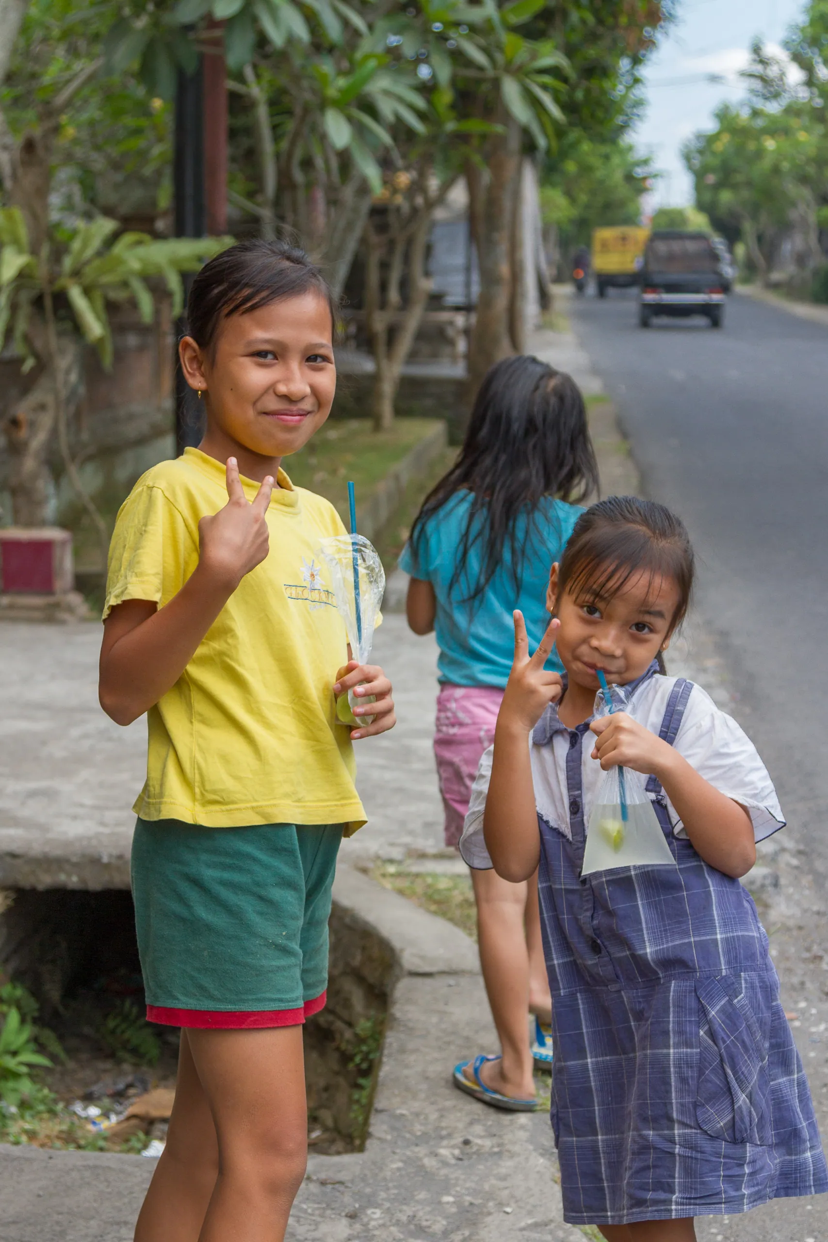 Schoolgirls in Kedewatan Village, Sayan