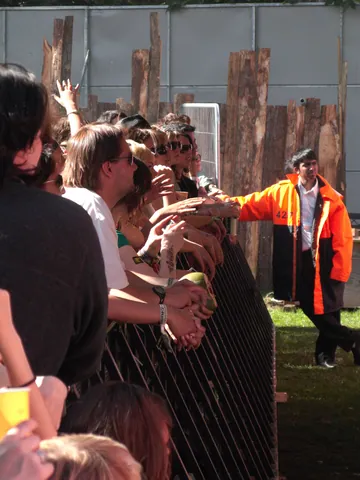 Watching, Lovebox Weekender