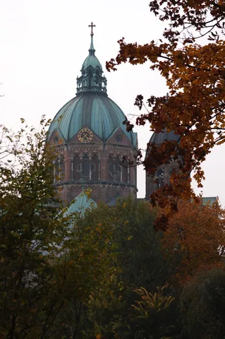 St Lukas through the Trees