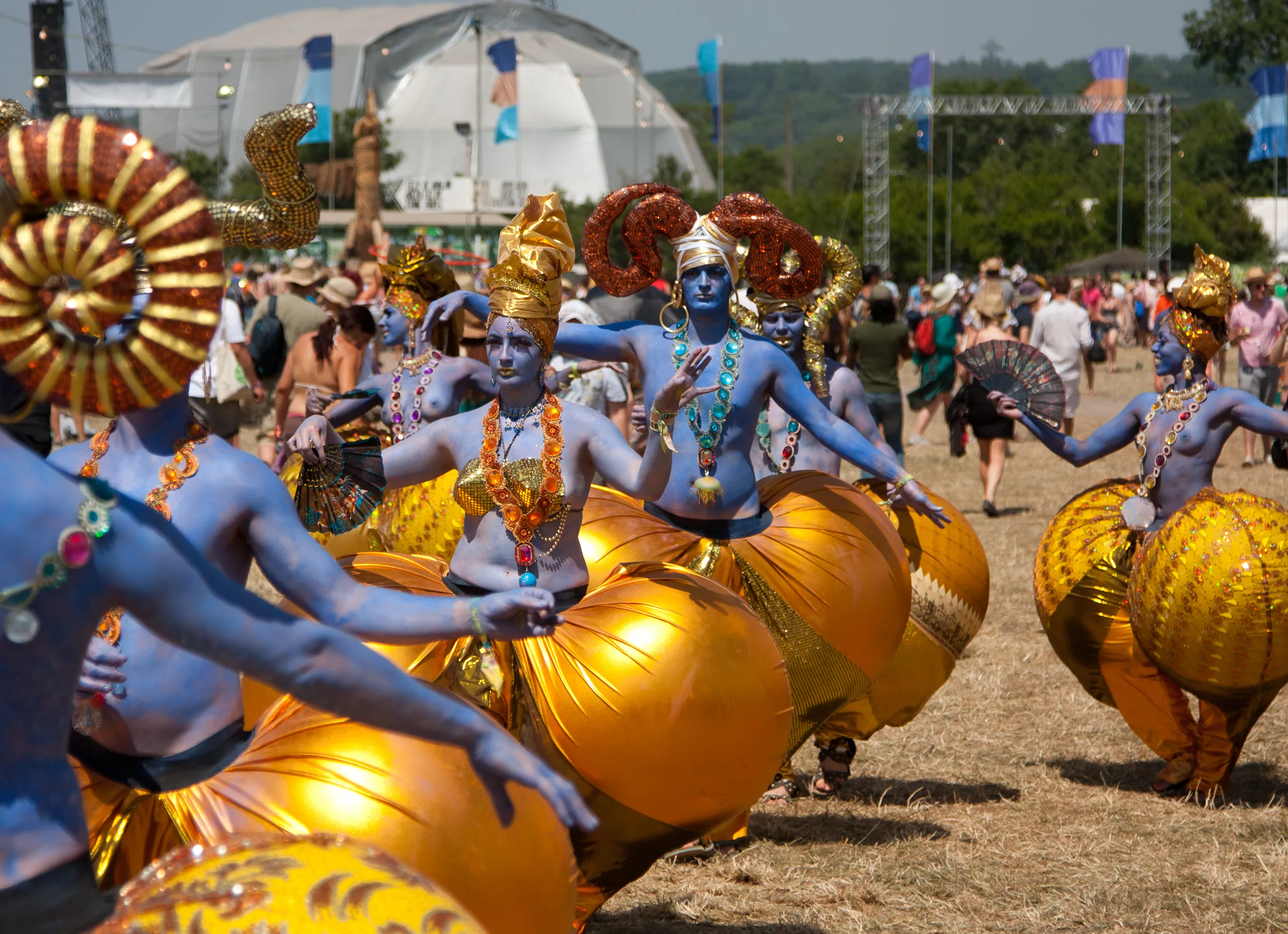 Troupe of Genies, Cabaret Field