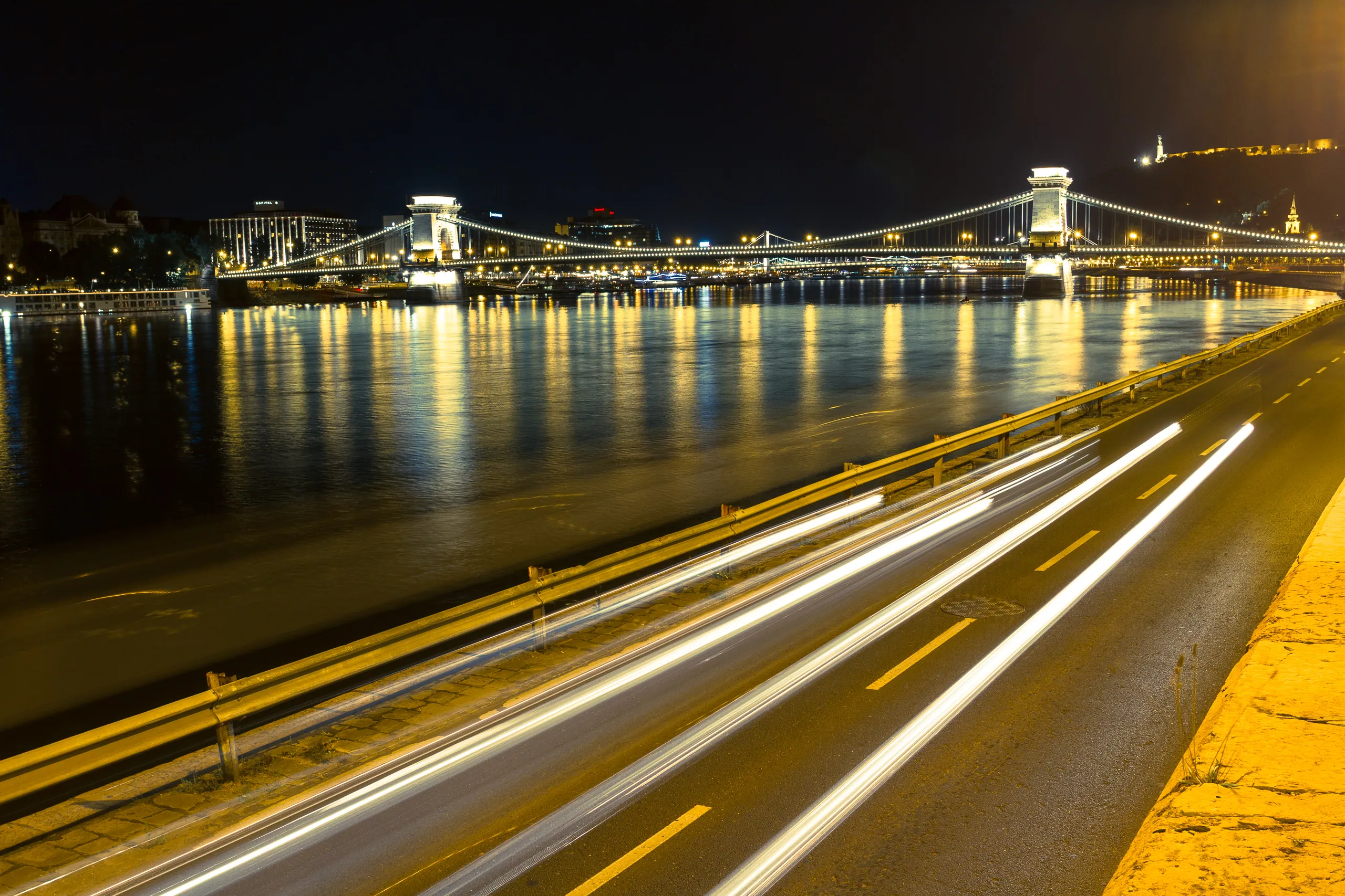Night Exposure of Chain Bridge and Traffic, Buda