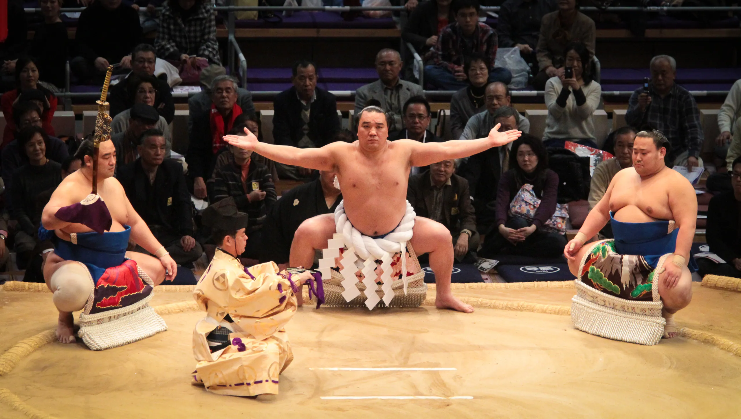 Entrance of the Maku-uchi Rikishi, Fukuoka Kokusai