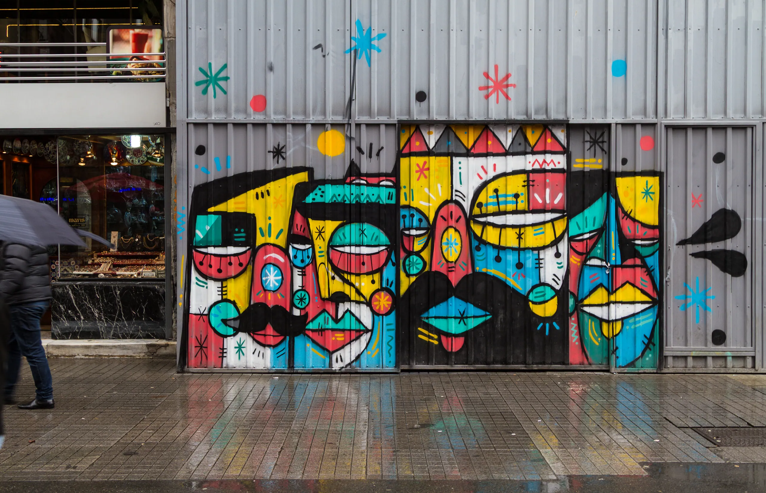 Rainy Street Art, Istiklal Caddesi