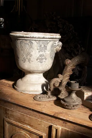 Marché aux Puces - Still Life