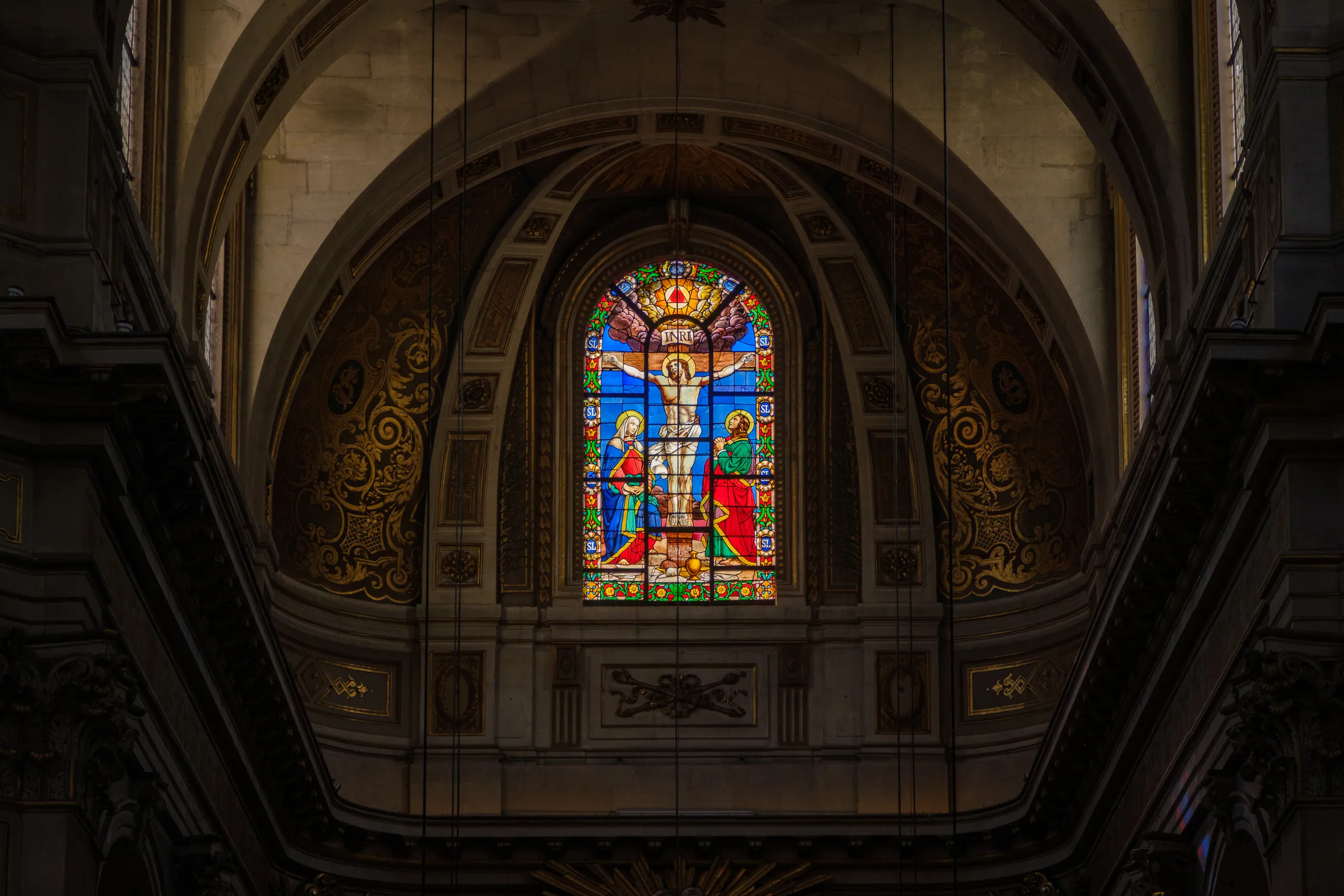 Église St-Louis Interior