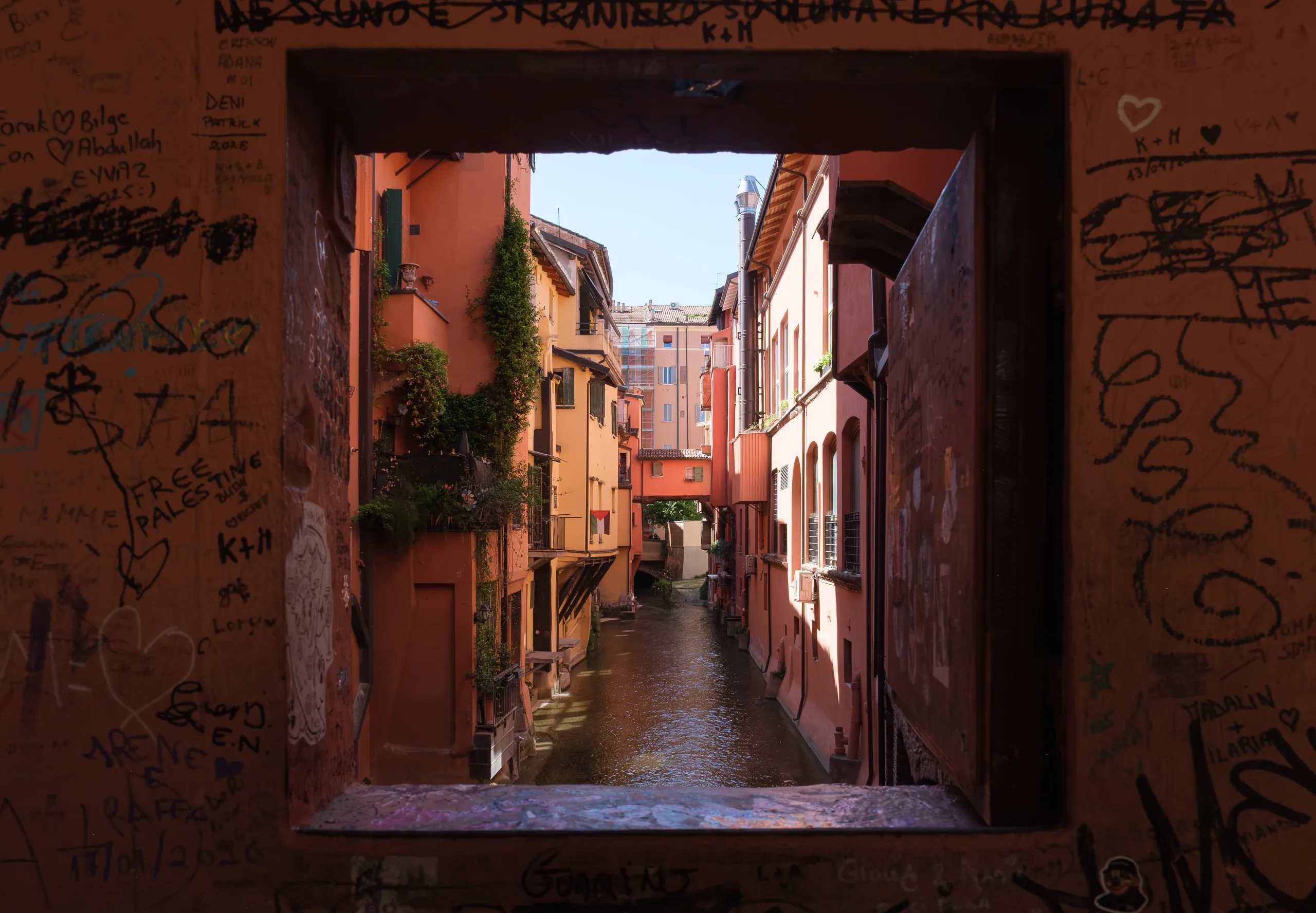 The "Finistrella" over the Canale di Reno, Bologna