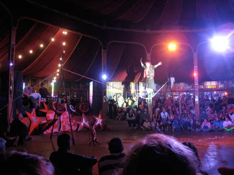 Loose-rope Walker