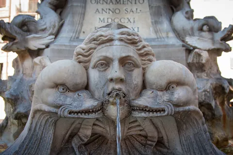 Fountain in Piazza della Rotonda, Rome