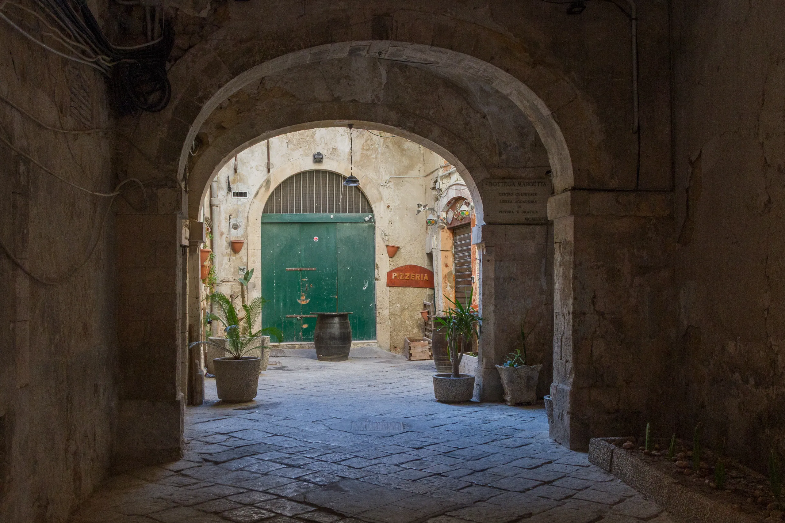 Ortigia Alleyway