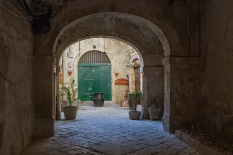 Ortigia Alleyway