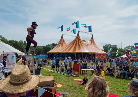 Performer at the Avalon Field