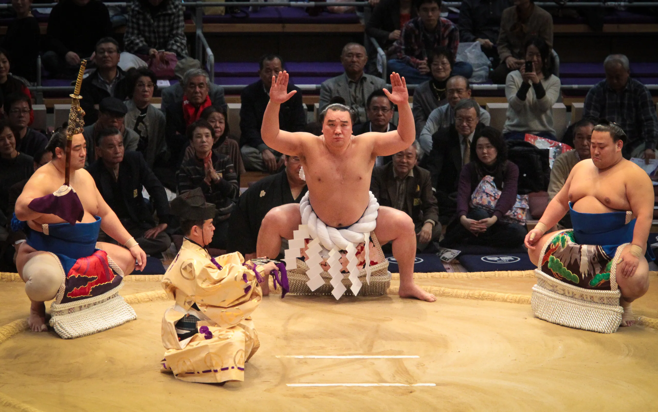 Entrance of the Maku-uchi Rikishi, Fukuoka Kokusai
