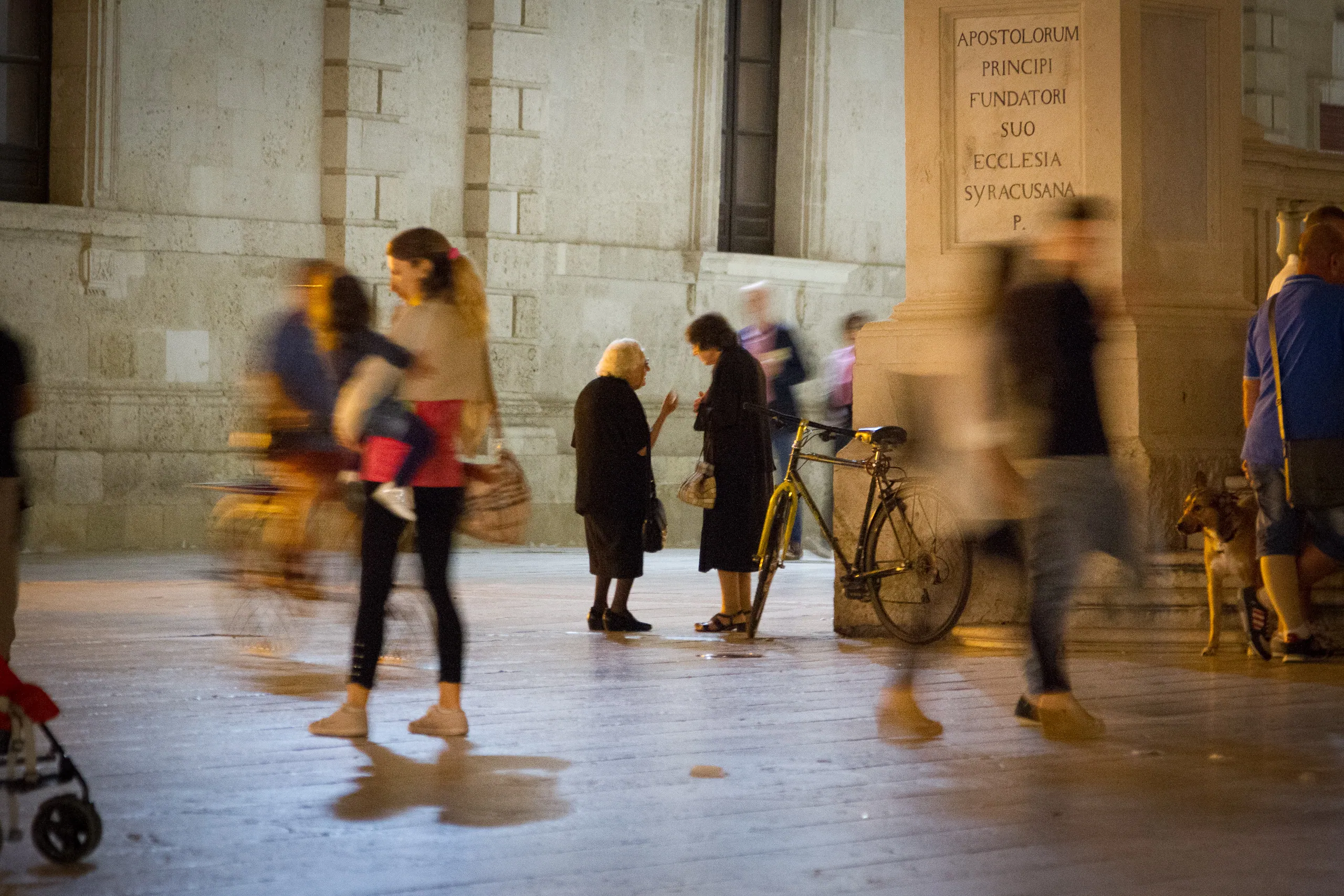 Old Friends, Ortigia, Syracuse
