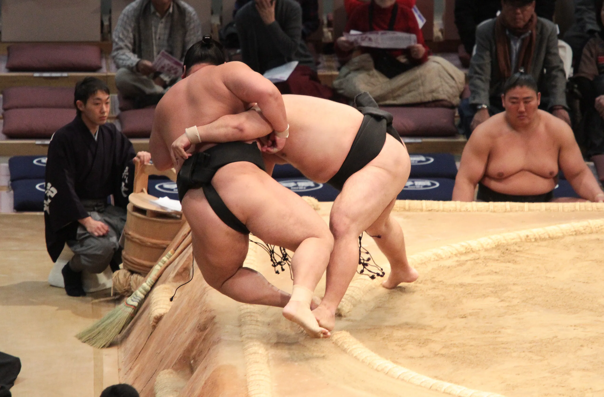 Juryou Rikishi sumo match, Fukuoka Kokusai